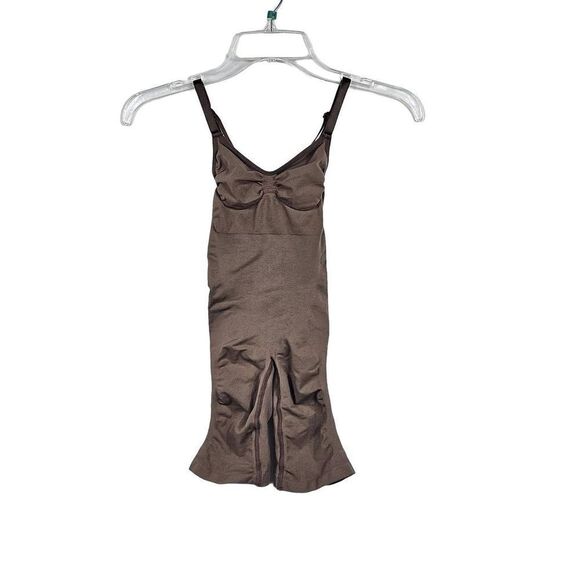 Skims Mid thigh sculpting bodysuit shapewear. NWT - Picture 1 of 8